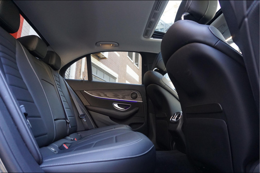 Mercedes-Benz E-Klasse 350 Premium Plus Exclusive Night | Sfeerverlichting | Panoramadak | Stoelen met MEMORY/ VERWAMING/ KOELING | Geperforeerd leer
