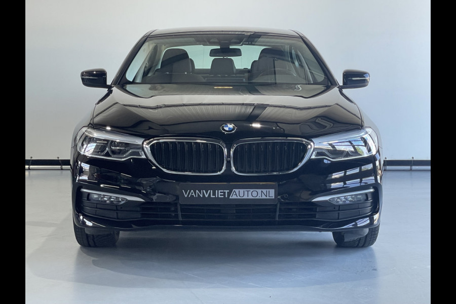 BMW 5 Serie 530e iPerformance eDrive Edition Leder / Navi / Camera