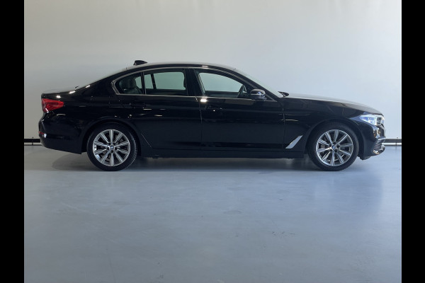 BMW 5 Serie 530e iPerformance eDrive Edition Leder / Navi / Camera
