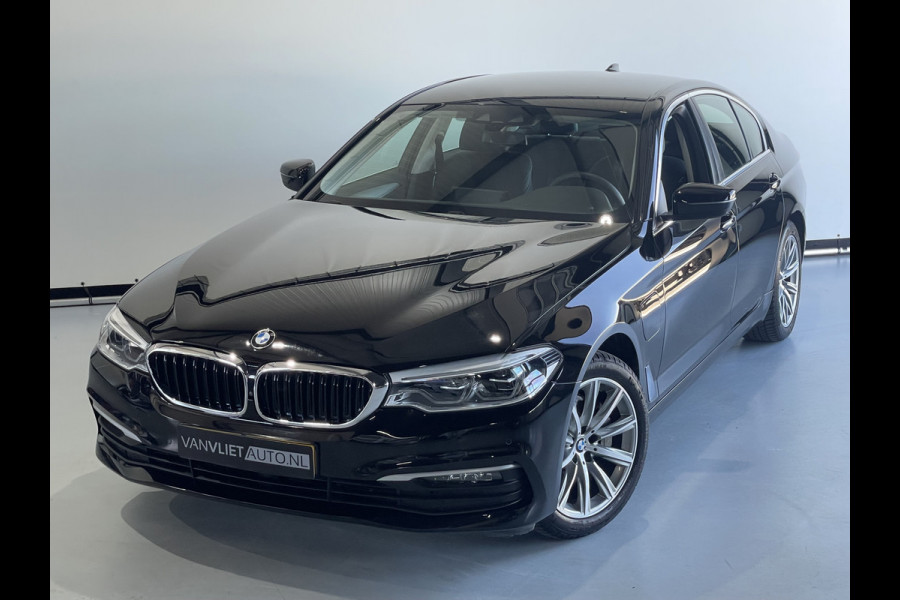 BMW 5 Serie 530e iPerformance eDrive Edition Leder / Navi / Camera