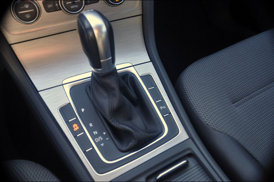 Volkswagen GOLF Variant 1.0 TSI Comfortline Automaat | Clima | PDC | Nette staat!