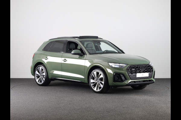 Audi Q5 S edition Competition 50 TFSI e 220 kW / 299 PK SU panoramadak, adaptive airsuspension, comfortsleutel, optiekpakket zwart plus, assistentiepakket parking