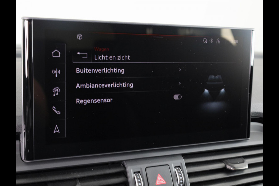 Audi Q5 S edition Competition 50 TFSI e 220 kW / 299 PK SU panoramadak, adaptive airsuspension, comfortsleutel, optiekpakket zwart plus, assistentiepakket parking