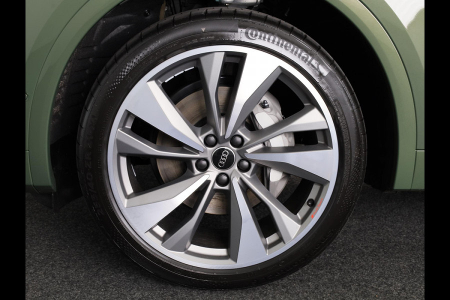 Audi Q5 S edition Competition 50 TFSI e 220 kW / 299 PK SU panoramadak, adaptive airsuspension, comfortsleutel, optiekpakket zwart plus, assistentiepakket parking
