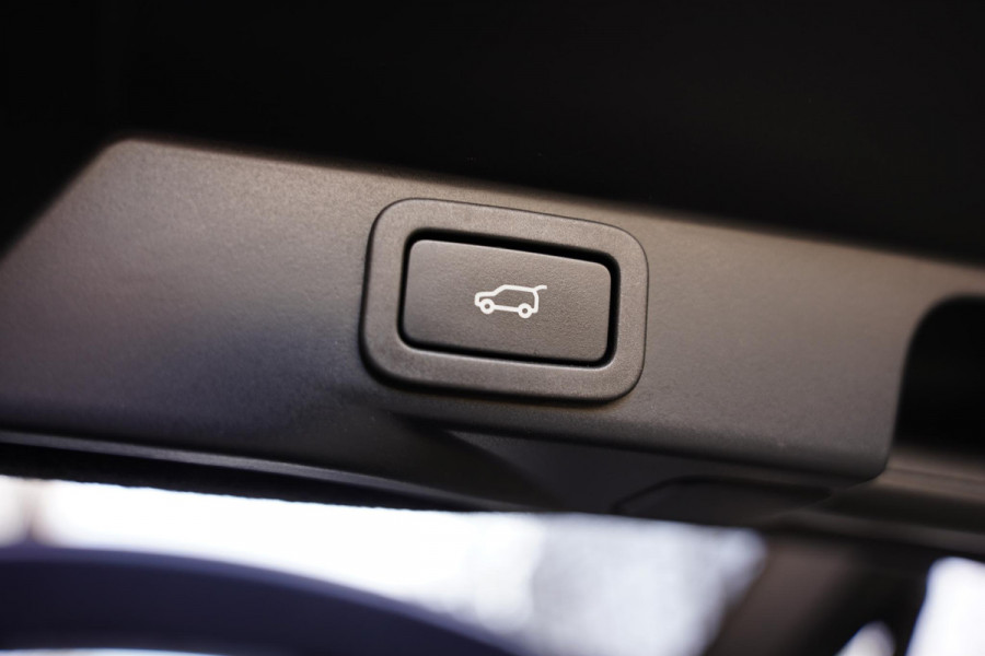 Land Rover Range Rover Sport P400 Hybride Panoramadak Meridian NL-Auto