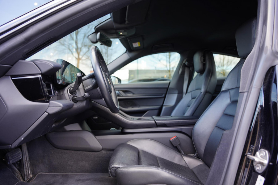 Porsche Taycan 4S 79 kWh INNODRIVE ACHTERASBESTURING BOSE SURROUND