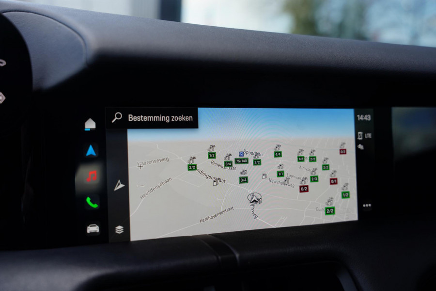 Porsche Taycan 4S 79 kWh INNODRIVE ACHTERASBESTURING BOSE SURROUND