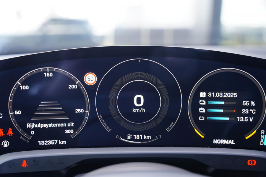 Porsche Taycan 4S 79 kWh INNODRIVE ACHTERASBESTURING BOSE SURROUND