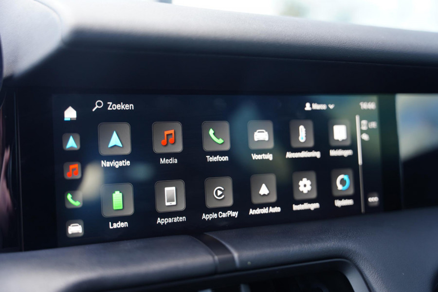 Porsche Taycan 4S 79 kWh INNODRIVE ACHTERASBESTURING BOSE SURROUND
