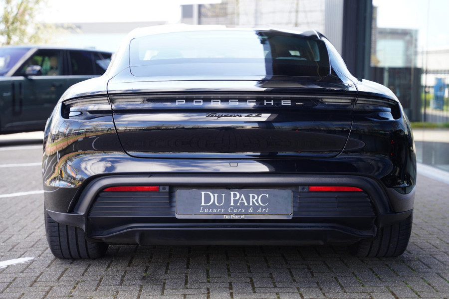Porsche Taycan 4S 79 kWh INNODRIVE ACHTERASBESTURING BOSE SURROUND