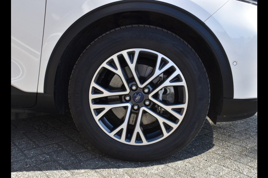 Ford Kuga 2.5 PHEV Titanium X Automaat / Keyless / B&O Audio / Trekhaak / Carplay / 18" LM