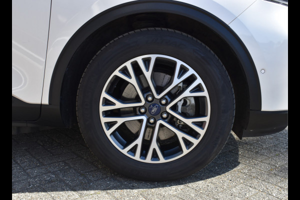 Ford Kuga 2.5 PHEV Titanium X Automaat / Keyless / B&O Audio / Trekhaak / Carplay / 18" LM