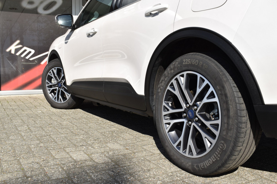 Ford Kuga 2.5 PHEV Titanium X Automaat / Keyless / B&O Audio / Trekhaak / Carplay / 18" LM
