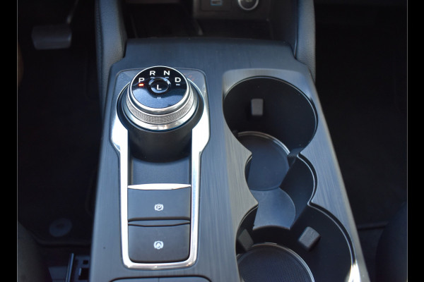 Ford Kuga 2.5 PHEV Titanium X Automaat / Keyless / B&O Audio / Trekhaak / Carplay / 18" LM