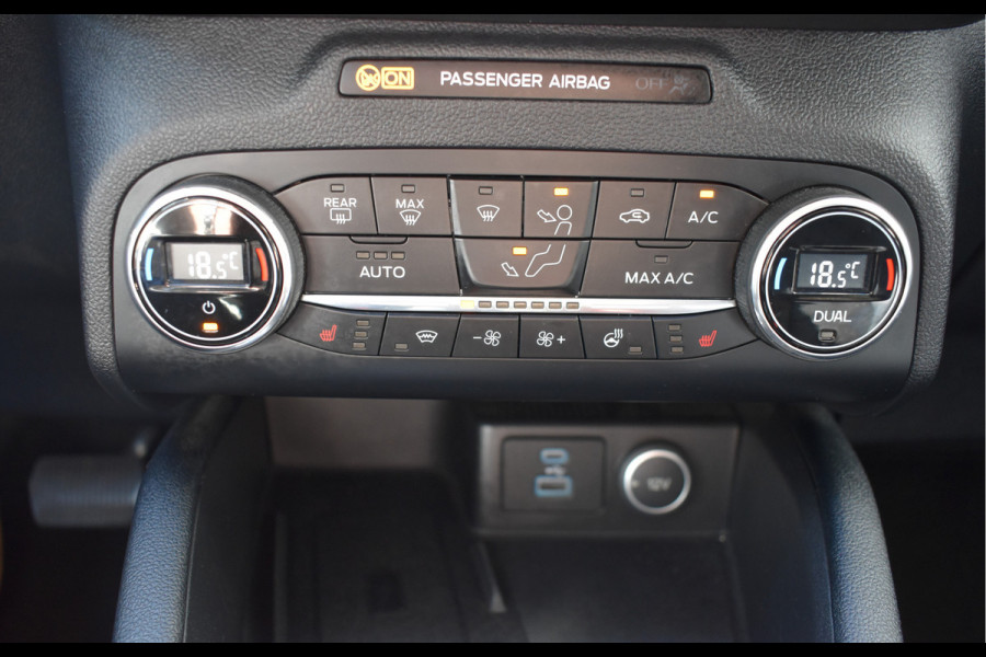 Ford Kuga 2.5 PHEV Titanium X Automaat / Keyless / B&O Audio / Trekhaak / Carplay / 18" LM