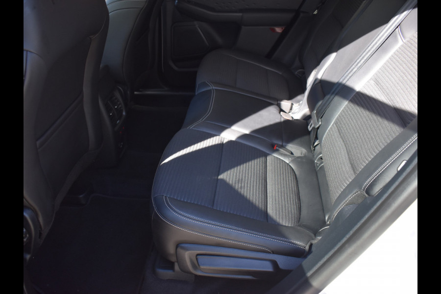 Ford Kuga 2.5 PHEV Titanium X Automaat / Keyless / B&O Audio / Trekhaak / Carplay / 18" LM