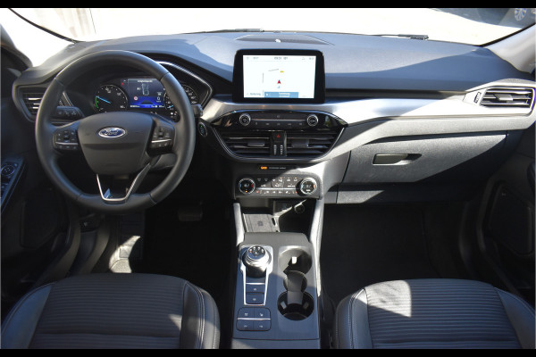 Ford Kuga 2.5 PHEV Titanium X Automaat / Keyless / B&O Audio / Trekhaak / Carplay / 18" LM