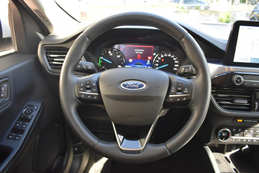 Ford Kuga 2.5 PHEV Titanium X Automaat / Keyless / B&O Audio / Trekhaak / Carplay / 18" LM