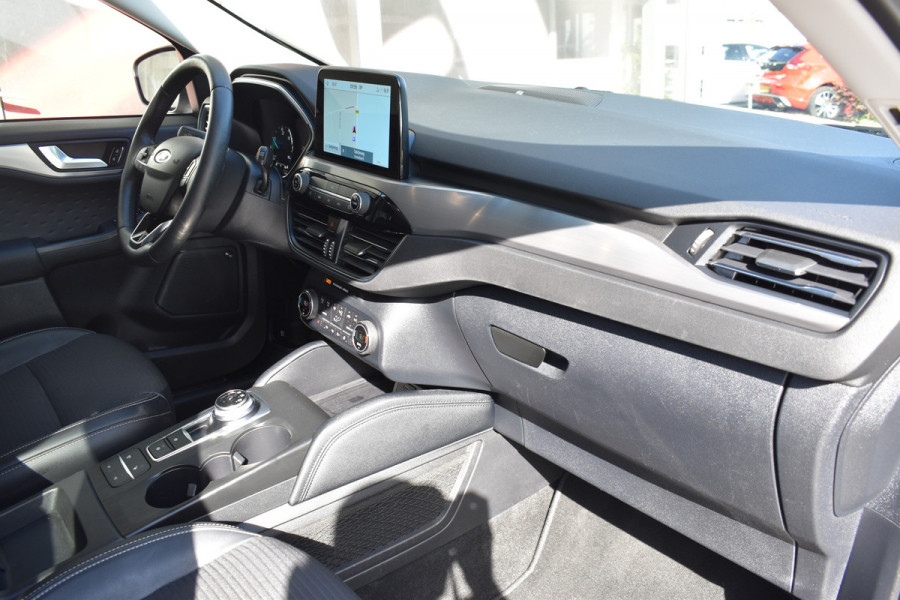 Ford Kuga 2.5 PHEV Titanium X Automaat / Keyless / B&O Audio / Trekhaak / Carplay / 18" LM