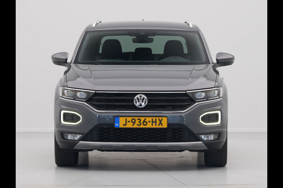 Volkswagen T-Roc 1.5 TSI 150pk DSG Sport Navigatie Trekhaak Stoelverwarming Pdc 129
