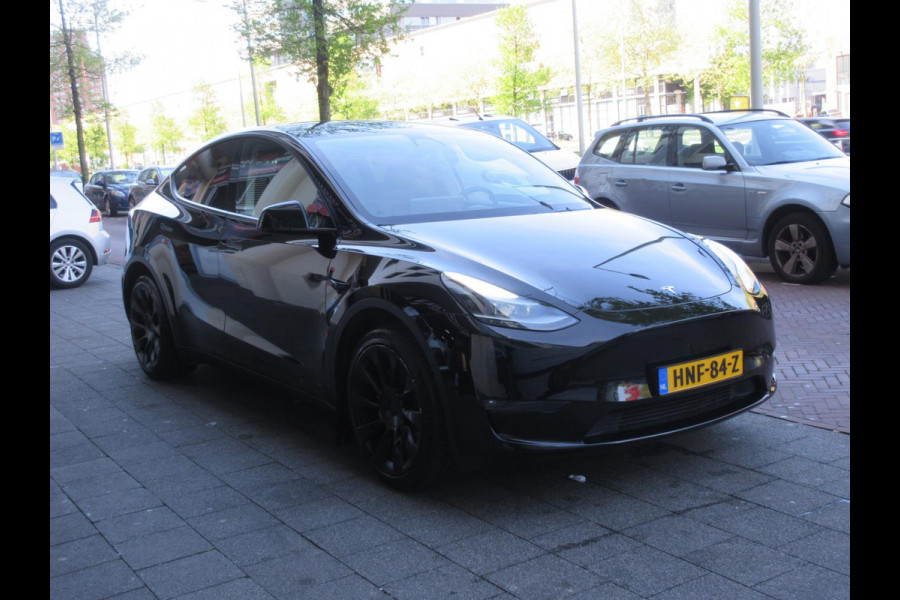 Tesla Model Y Long Range AWD 75 kWh Trekhaak Inclusief BTW!