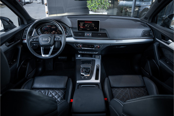 Audi Q5 55 TFSI e quattro Competition - Panorama | RS Seats | Luchtvering | B&O | Memory