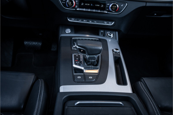 Audi Q5 55 TFSI e quattro Competition - Panorama | RS Seats | Luchtvering | B&O | Memory