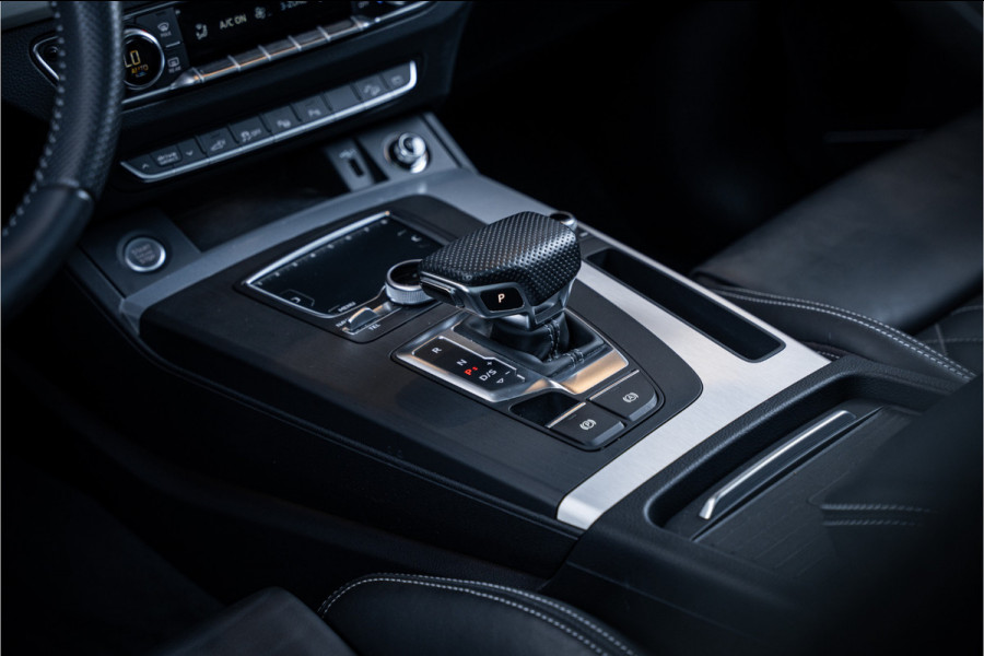 Audi Q5 55 TFSI e quattro Competition - Panorama | RS Seats | Luchtvering | B&O | Memory