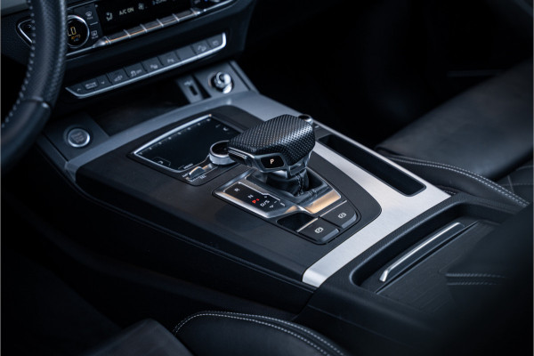 Audi Q5 55 TFSI e quattro Competition - Panorama | RS Seats | Luchtvering | B&O | Memory