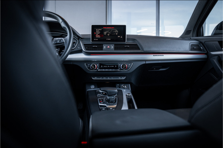 Audi Q5 55 TFSI e quattro Competition - Panorama | RS Seats | Luchtvering | B&O | Memory