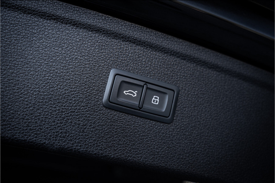 Audi Q5 55 TFSI e quattro Competition - Panorama | RS Seats | Luchtvering | B&O | Memory
