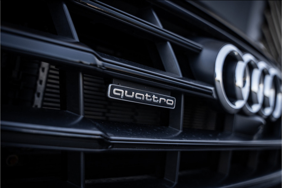 Audi Q5 55 TFSI e quattro Competition - Panorama | RS Seats | Luchtvering | B&O | Memory