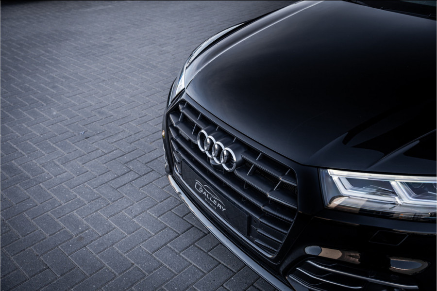 Audi Q5 55 TFSI e quattro Competition - Panorama | RS Seats | Luchtvering | B&O | Memory