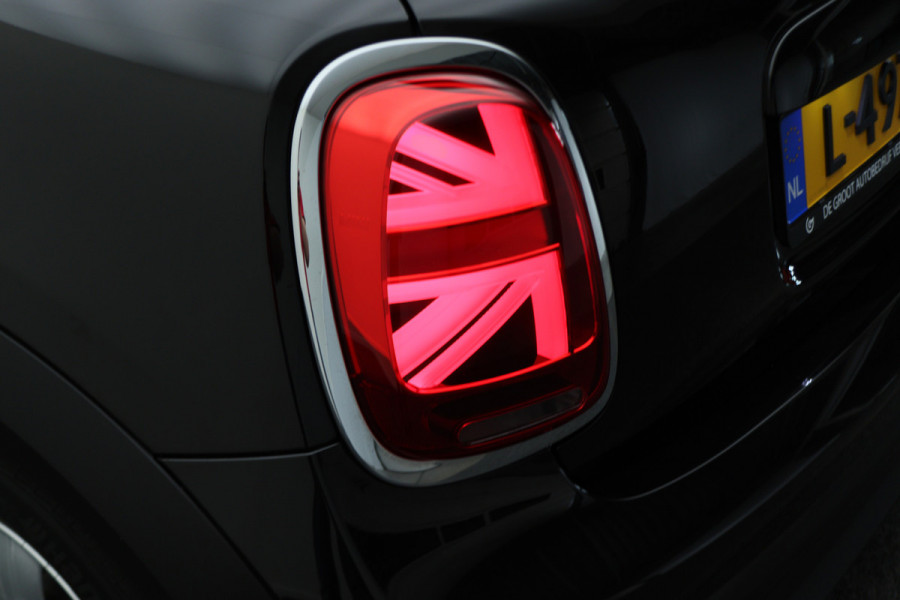 MINI Mini 1.5 Cooper Essential Automaat LED, Airco, Bluetooth, DAB, Elektr. Pakket
