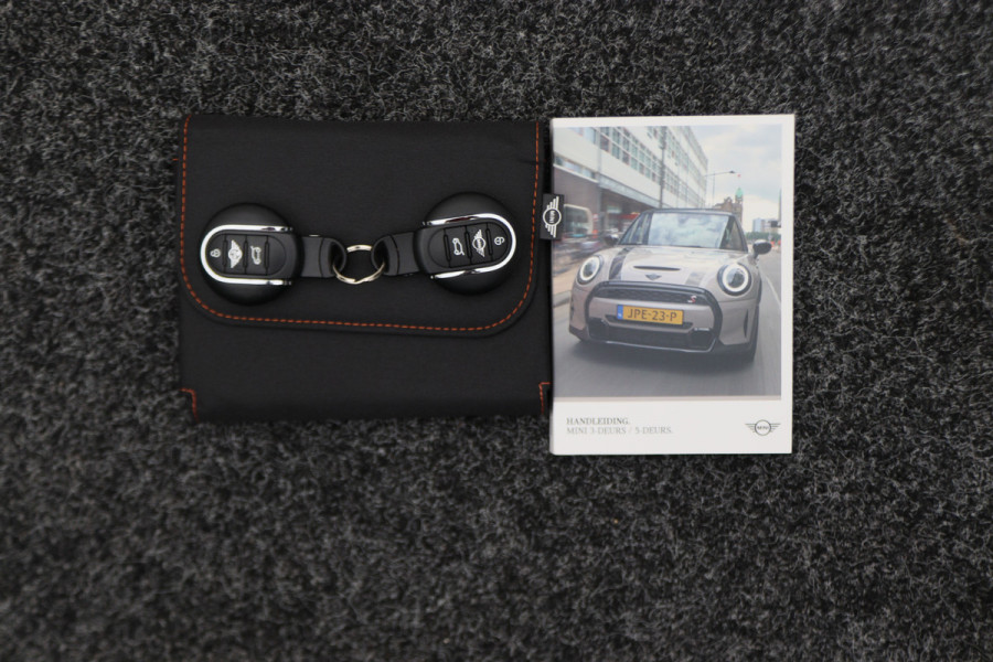 MINI Mini 1.5 Cooper Essential Automaat LED, Airco, Bluetooth, DAB, Elektr. Pakket