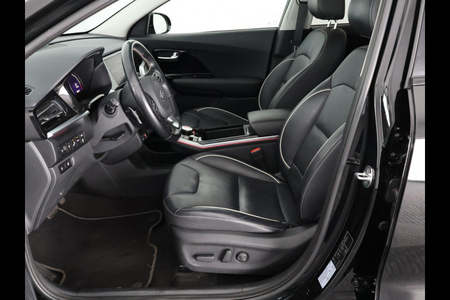 Kia e-Niro ExecutiveLine 64 kWh 1e EIG ACCUTEST 100% BIJNA 2021 !204 PK WLTP 468 KM!! 3-FASE. NAVI.DODEHOEK WARMTEPOMP GARANTIE TOT 12-2030**