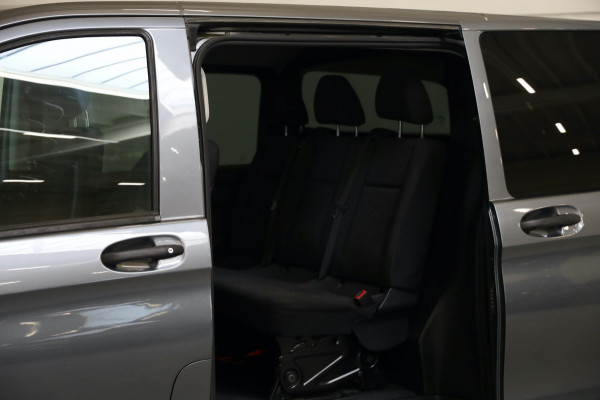 Mercedes-Benz Vito 124 CDI TOURER AUT DUBBELE CAB LED 237PK 5 PERS NAVI BLIS CLIMA CRUISE CONTROL LEASE V/A €144 P.M. INRUIL MOG