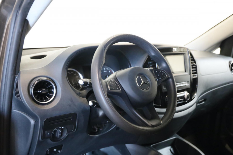 Mercedes-Benz Vito 124 CDI TOURER AUT DUBBELE CAB LED 237PK 5 PERS NAVI BLIS CLIMA CRUISE CONTROL LEASE V/A €144 P.M. INRUIL MOG