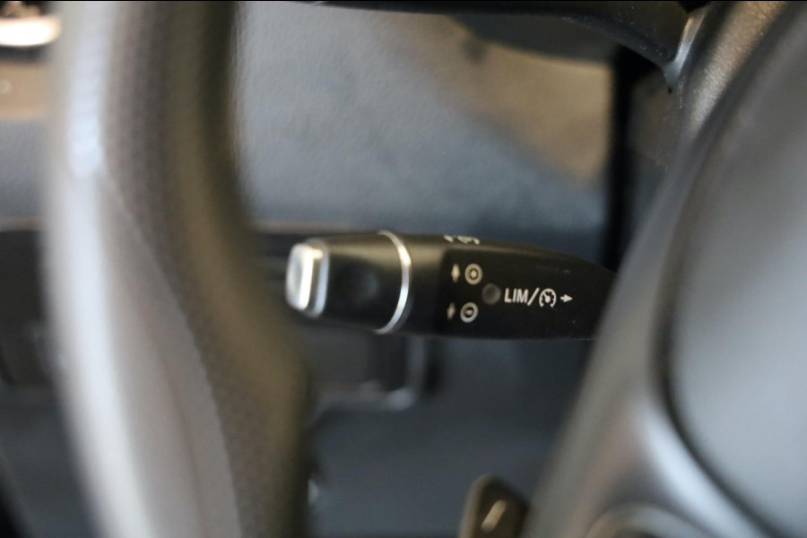Mercedes-Benz Vito 124 CDI TOURER AUT DUBBELE CAB LED 237PK 5 PERS NAVI BLIS CLIMA CRUISE CONTROL LEASE V/A €144 P.M. INRUIL MOG