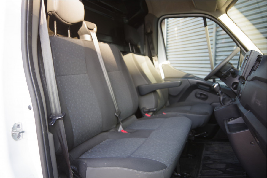 Opel Movano 2.3 Turbo L2H2 136PK, 2X SCHUIFDEUR, TREKHAAK, CRUISE, NAP, CLIMA, NAVI, PARKEERSENSOREN, NL AUTO