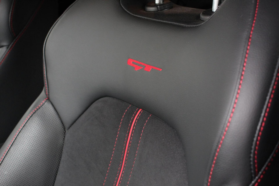 Kia ProCeed 1.6 T-GDI 204pk Automaat GT Navigatie Climate Control Adaptive Cruise Control Electrisch bedienbare achterklep DAB Keyless Entry Lichtmetalen velgen Camera