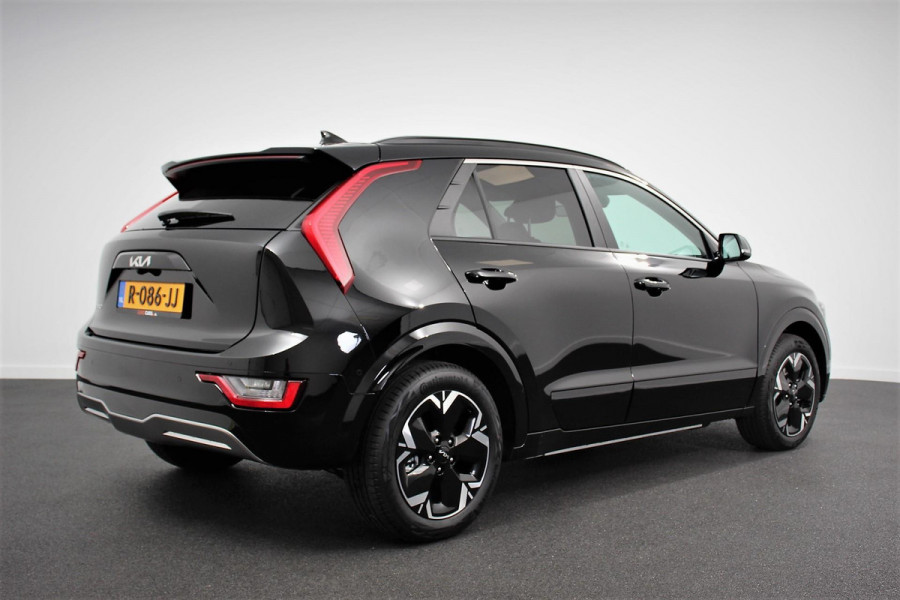Kia Niro EV ExecutiveLine 64.8 kWh Kia Niro EV ExecutiveLine 64.8kWh Nieuw Model! | Leder | Schuif-kantel dak | Electrisch bedienbare achterklep | DAB | Led | Camera