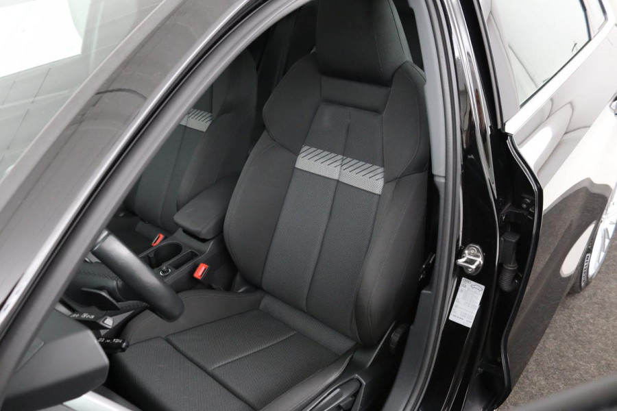 Audi A3 35 TFSI Advanced edition | Adaptive cruise | Sportstoelen | Virtual Cockpit | Carplay | Navigatie | Full LED | Climate control