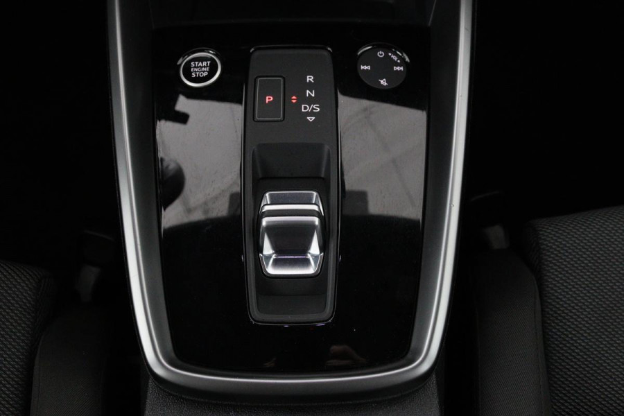 Audi A3 35 TFSI Advanced edition | Adaptive cruise | Sportstoelen | Virtual Cockpit | Carplay | Navigatie | Full LED | Climate control