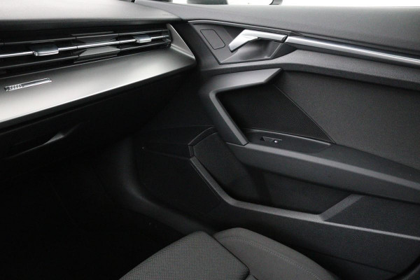 Audi A3 35 TFSI Advanced edition | Adaptive cruise | Sportstoelen | Virtual Cockpit | Carplay | Navigatie | Full LED | Climate control