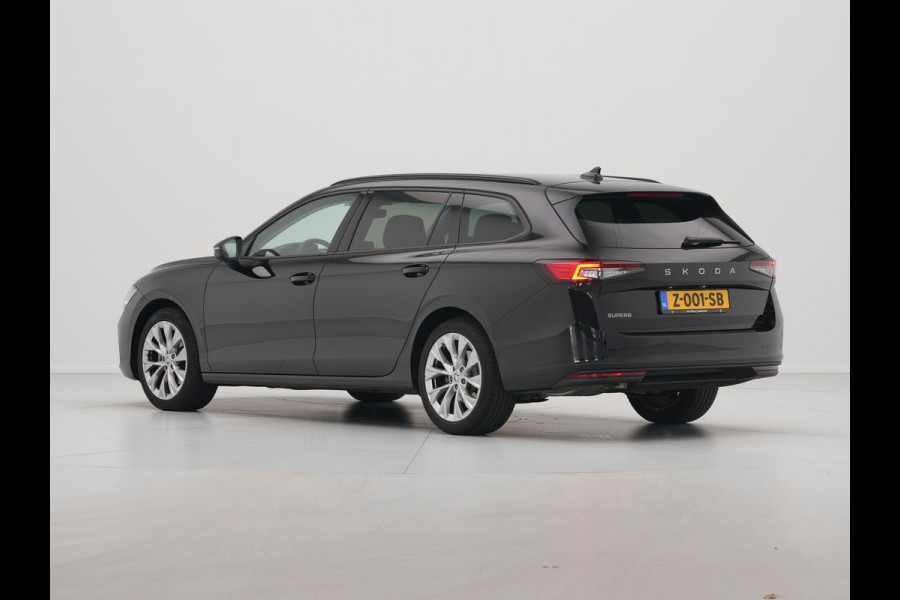 Škoda Superb Combi 1.5 TSI 150pk MHEV First Edition Trekhaak Navigatie Camera Stoelverwarming