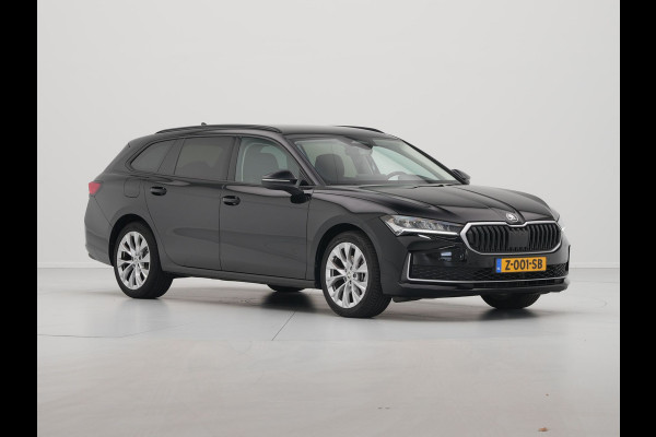 Škoda Superb Combi 1.5 TSI 150pk MHEV First Edition Trekhaak Navigatie Camera Stoelverwarming