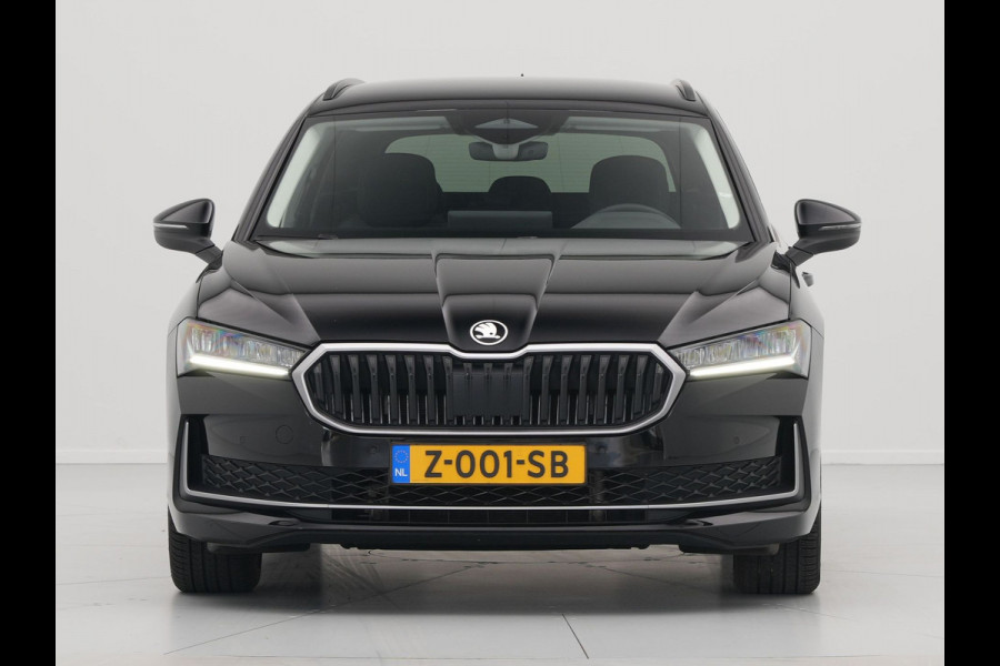 Škoda Superb Combi 1.5 TSI 150pk MHEV First Edition Trekhaak Navigatie Camera Stoelverwarming