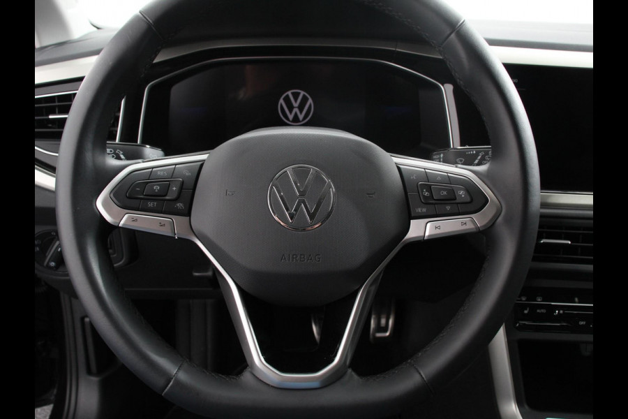 Volkswagen Polo 1.0 TSI Move Navigatie App Connect / Android Auto / Apple Carplay Climate Control Parkeer sensoren Lichtmetalen Velgen Dab Digitale Cockpit