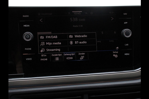 Volkswagen Polo 1.0 TSI Move Navigatie App Connect / Android Auto / Apple Carplay Climate Control Parkeer sensoren Lichtmetalen Velgen Dab Digitale Cockpit